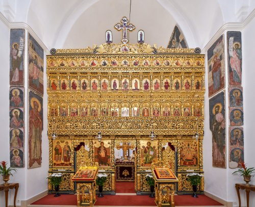 Sfinții Serghie și Vah, cinstiți la biserica Palatului Cotroceni Poza 187176