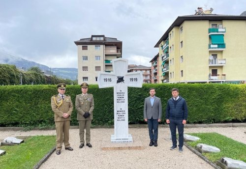 Monument al eroilor români în Italia Poza 187249