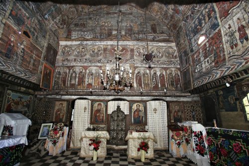 Biserica monument UNESCO „Sfânta Parascheva”, inima comunităţii din Deseşti Poza 187999