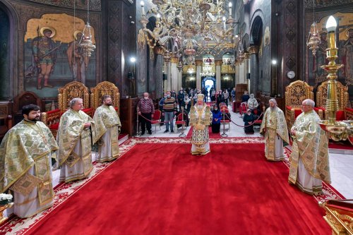 Prinos de laudă adus Ocrotitoarei Moldovei la Catedrala Patriarhală