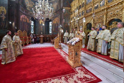 Prinos de laudă adus Ocrotitoarei Moldovei la Catedrala Patriarhală Poza 188288