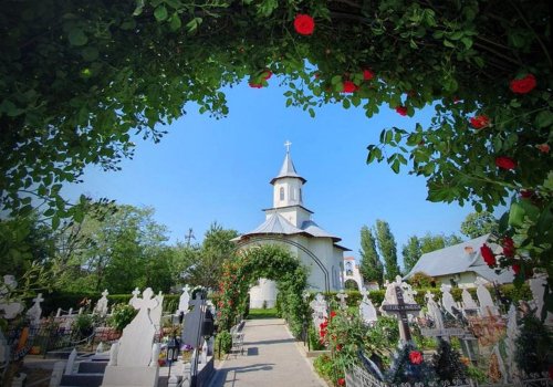 Personalități marcante înmormântate în cimitirele din Eparhia Buzăului și Vrancei Poza 188672