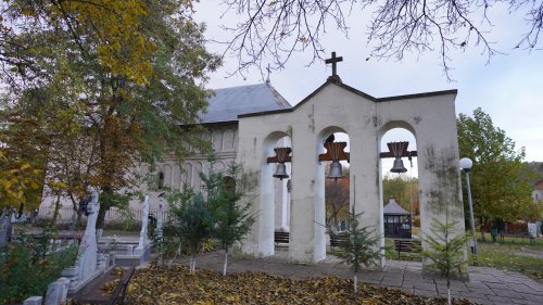 Restabilirea vieții monahale la mănăstirile Ițcani și Bălinești și înființarea schitului Arbore Poza 189340