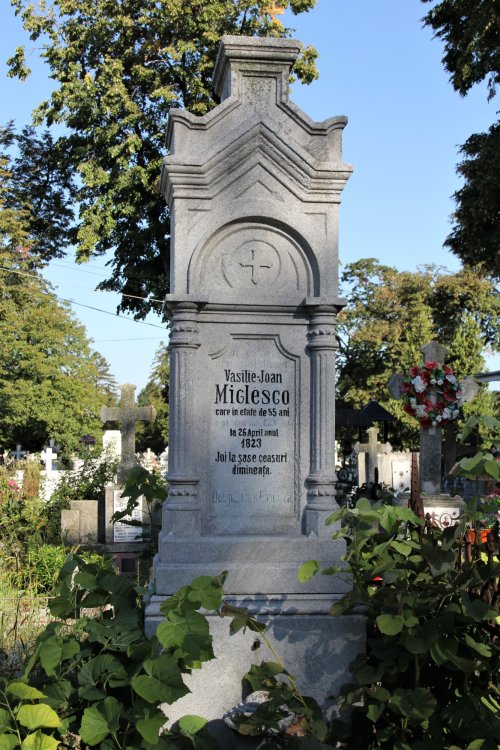 Saga de 140 de ani a cimitirului Eternitatea din Botoșani Poza 189262