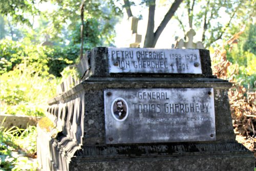 Saga de 140 de ani a cimitirului Eternitatea din Botoșani Poza 189270