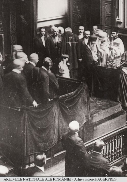 Regele Mihai I al României şi Biserica Ortodoxă Română Poza 190199