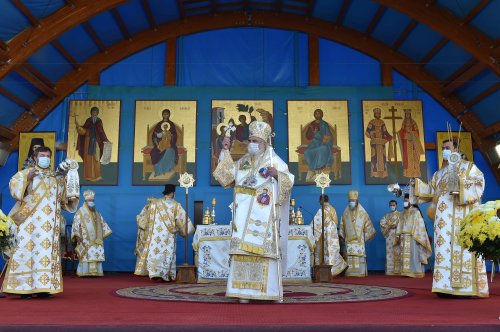 Binecuvântarea sfinților la hramul de toamnă al Catedralei Patriarhale Poza 190778