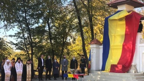 Evenimente dedicate eroilor români în Republica Moldova Poza 190927