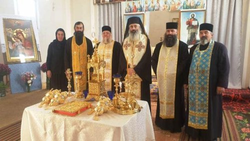 Daruri de la Mănăstirea Hadâmbu: „Părintele stareț aduce multă bucurie în casele basarabenilor nevoiaşi”