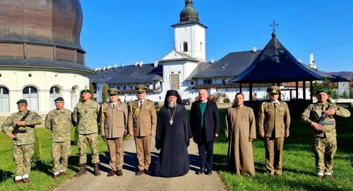 Pomenirea eroilor din al doilea Război Mondial la Mănăstirea Neamț Poza 191129