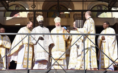 Înaltpreasfinţitul Mitropolit Andrei și Episcopul Neophytos din Kenya au slujit la Catedrala Mitropolitană clujeană Poza 191389