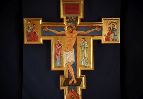 Lângă Cruce  Poza 191246