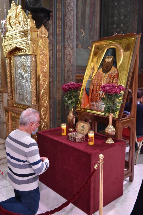 Cinstirea unui sfânt contemporan la Catedrala Patriarhală Poza 191576