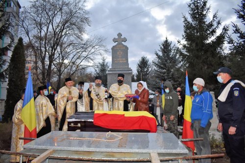 Recunoștință eroilor neamului la Biserica „Sfântul Nicolae”  din Onești Poza 191658