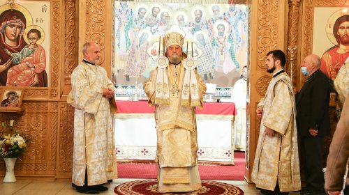 Liturghie arhierească la Biserica „Sfântul Ilie“ din Sibiu Poza 192703