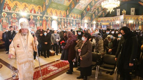 Liturghie arhierească la Biserica „Sfântul Ilie“ din Sibiu Poza 192706