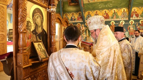 Liturghie arhierească la Biserica „Sfântul Ilie“ din Sibiu Poza 192709