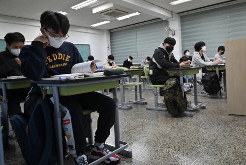 „Bacalaureatul” sud-coreean se dă  la șase materii  și durează nouă ore