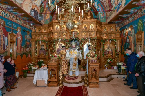 Sfântul Antonie de la Iezerul Vâlcii sărbătorit la biserica sa din Capitală Poza 193551