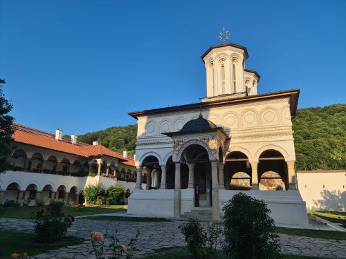 Mănăstirea Hurezi, cel mai prețios testament brâncovenesc Poza 193566