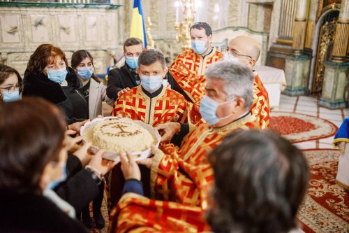 Episcopul-ctitor Roman Ciorogariu, omagiat de ASCOR Oradea Poza 193736