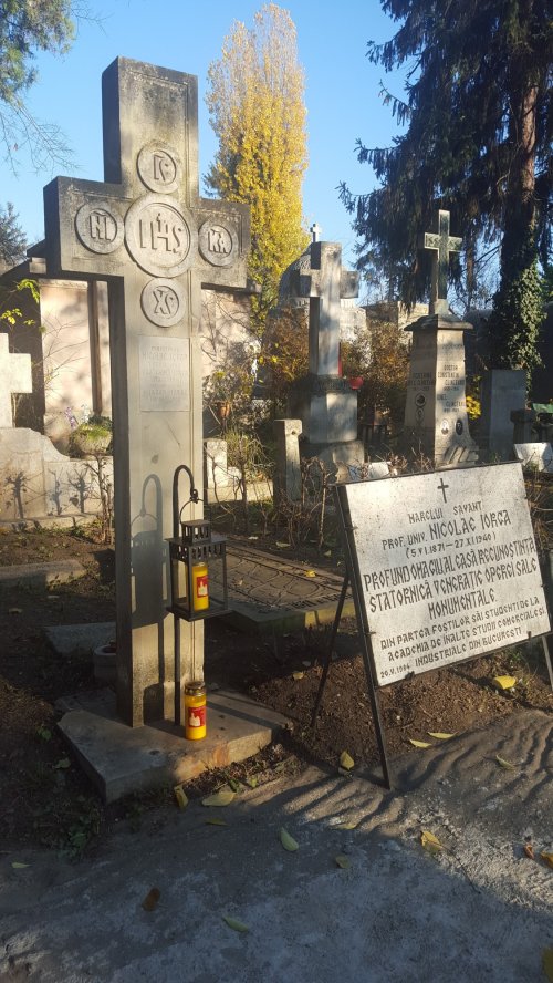 Mormintele familiei Iorga și grija istoricului pentru monumentele și inscripțiile funerare Poza 193908