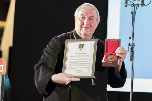 Părintele Ioan Sauca a primit premiul „Bridge Builder”