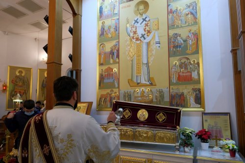 A început sărbătoarea Sfântului Apostol Andrei la Paraclisul Catedralei Naționale Poza 194383