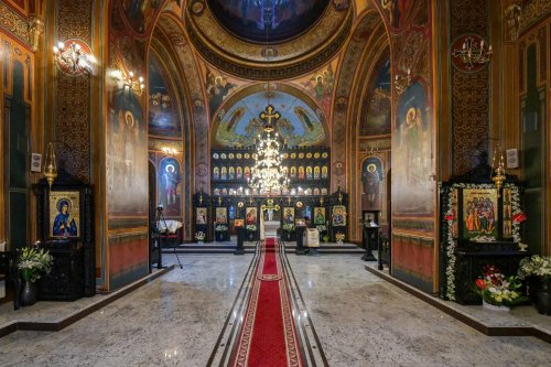 Înnoirea și sfințirea Bisericii „Sfântul Apostol Andrei”-Chitila Poza 194635