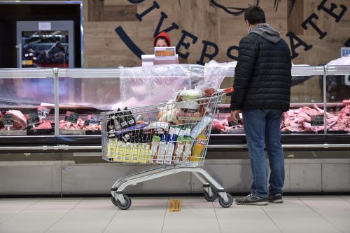 Carnea din import domină piața românească