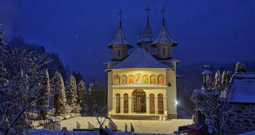 Mănăstirea Sihăstria îi pomenește mâine pe cei trei mari duhovnici pe care i-a dat României Poza 195192
