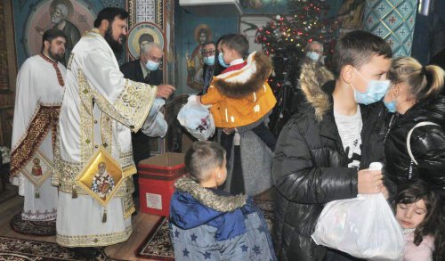 Sărbătoare la Biserica „Sfântul Apostol Toma” și „Sfântul Ierarh Nicolae” din Zalău Poza 195660