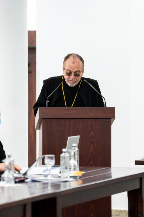 Au început conferințele preoțești din Arhiepiscopia Sucevei și Rădăuților Poza 196002