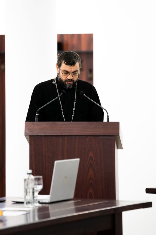 Au început conferințele preoțești din Arhiepiscopia Sucevei și Rădăuților Poza 196005
