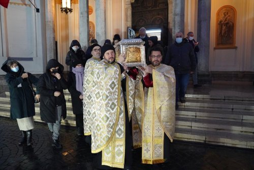 Începutul sărbătorii Sfântului Ierarh Spiridon la Catedrala sa din Capitală Poza 196183