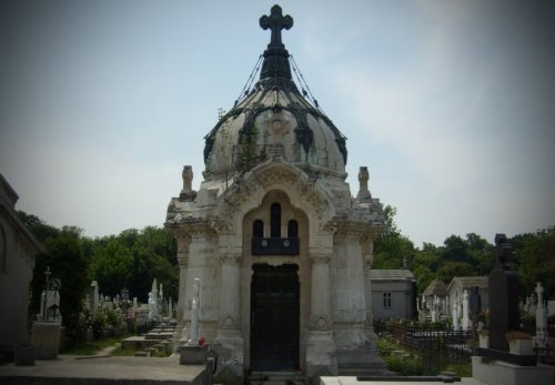 Cimitirele din Craiova, semn  de cultivare a identității, unității și continuității românilor Poza 195435