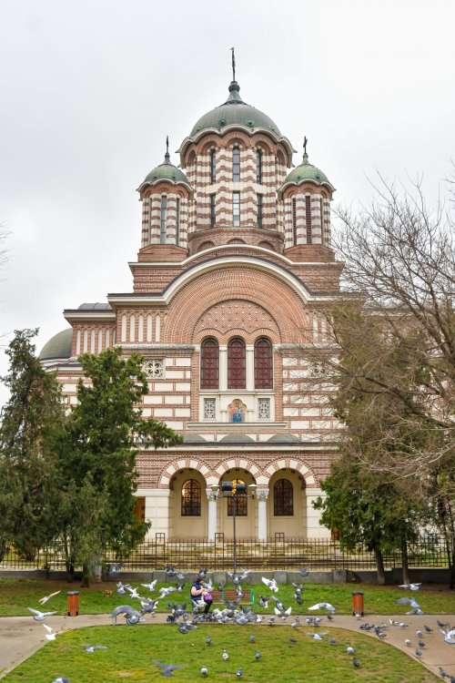 Biserica „Sfântul Elefterie”-Nou din Capitală și-a cinstit ocrotitorul Poza 196765