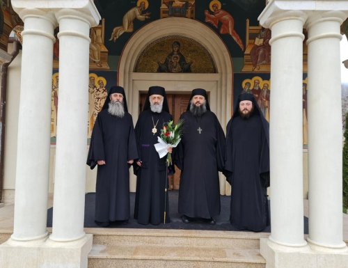 Slujire arhierească la Mănăstirea Lupșa, judeţul Alba