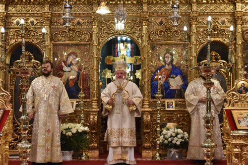 Duminica dinaintea Nașterii Domnului, la Catedrala Patriarhală din București