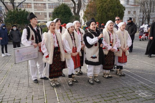 Festival de obiceiuri şi tradiţii de Crăciun la Galaţi Poza 197490