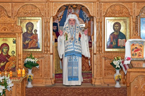 Binecuvântarea Patriarhului României pentru credincioșii din Urlați Poza 198657