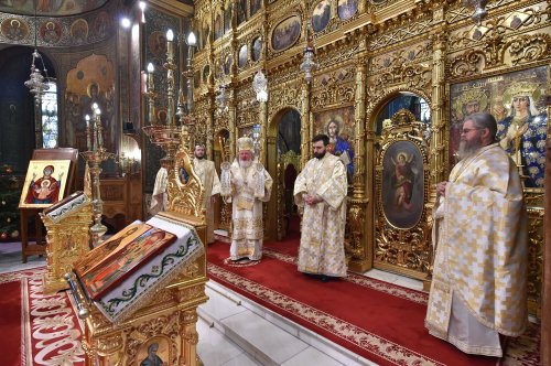 Rugăciune și binecuvântare la început de an la Catedrala Patriarhală Poza 199315