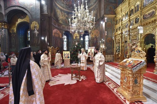 Rugăciune și binecuvântare la început de an la Catedrala Patriarhală Poza 199325