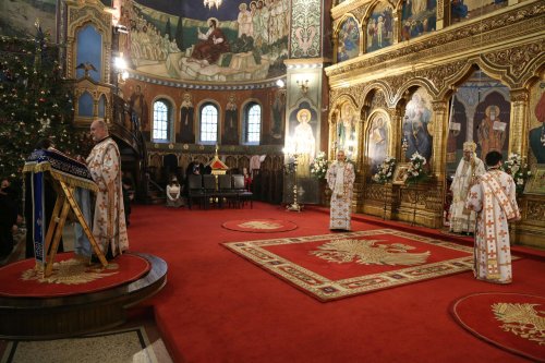 Sfânta Liturghie în prima zi din an la Catedrala Mitropolitană din Sibiu Poza 199246