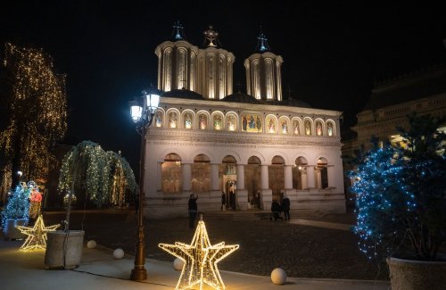 Slujba din noaptea trecerii dintre ani la Catedrala Patriarhală Poza 199388