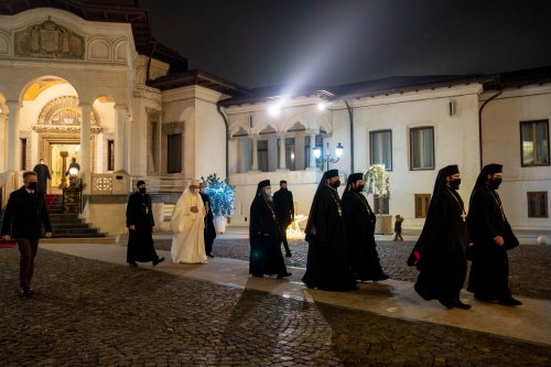 Slujba din noaptea trecerii dintre ani la Catedrala Patriarhală Poza 199412