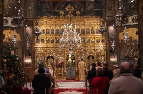 Slujba din noaptea trecerii dintre ani la Catedrala Patriarhală Poza 199444