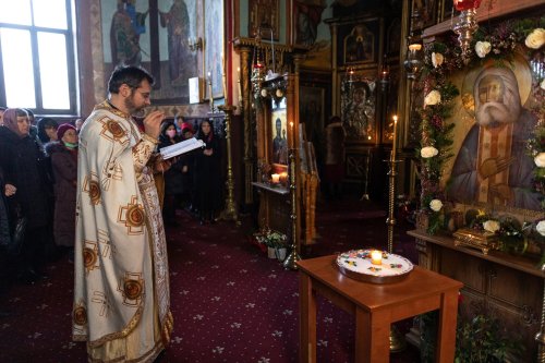 Sfântul Serafim de Sarov, cinstit la biserica din Capitală ce are moaștele sale Poza 199569