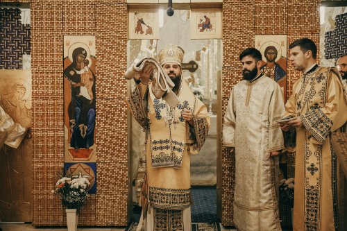 Hram la parohia clujeană „Sfântul Ierarh Silvestru” Poza 199723