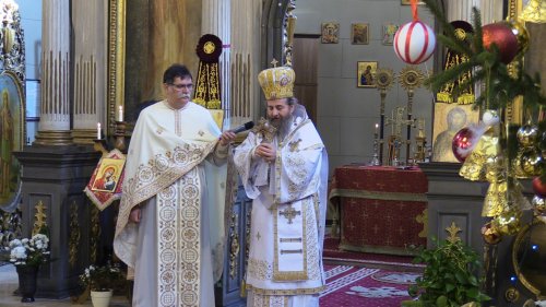 Rugăciune și comuniune ortodoxă la început de an în diasporă Poza 199727